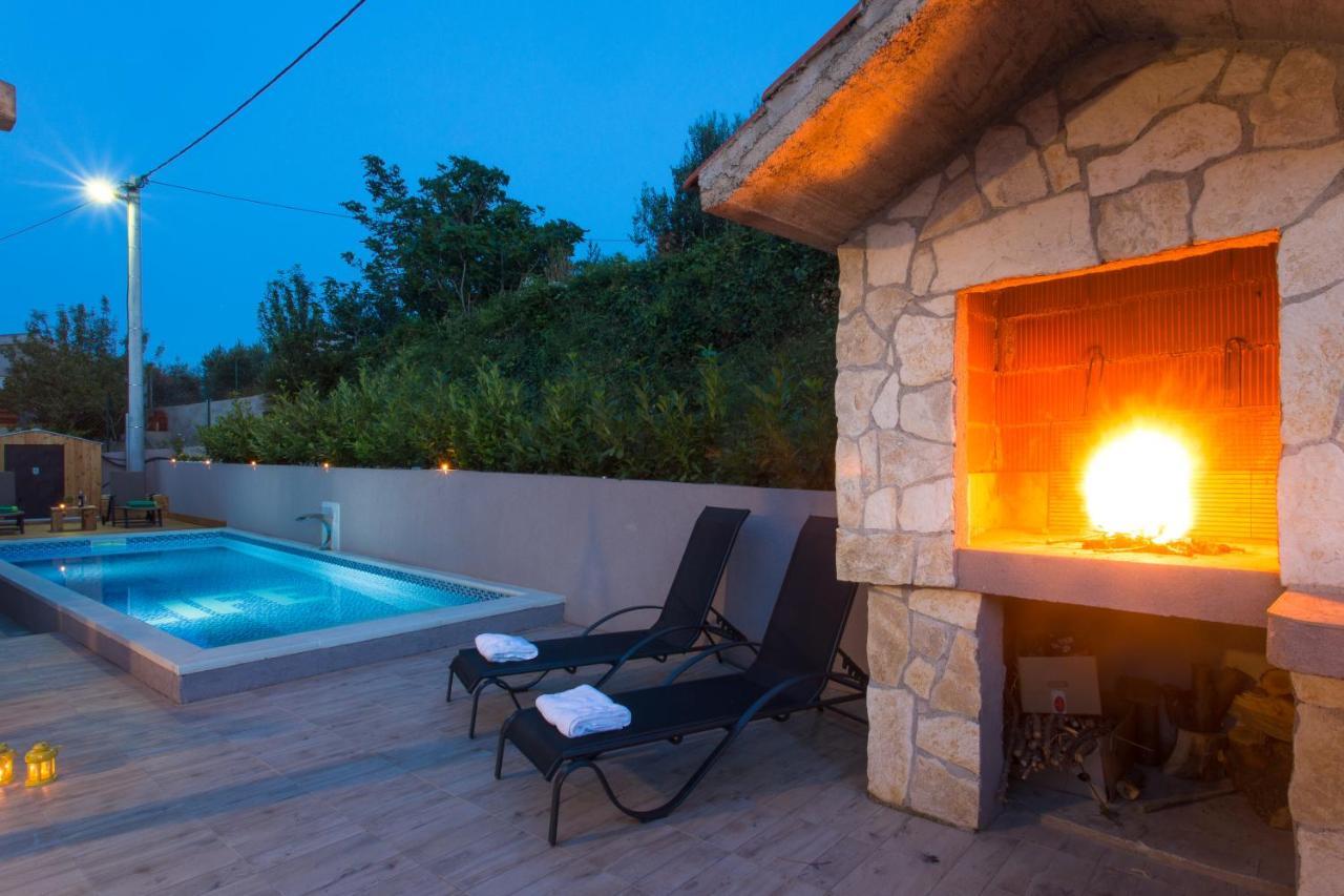 Life - New And Luxury Holiday House Kastela Exterior photo