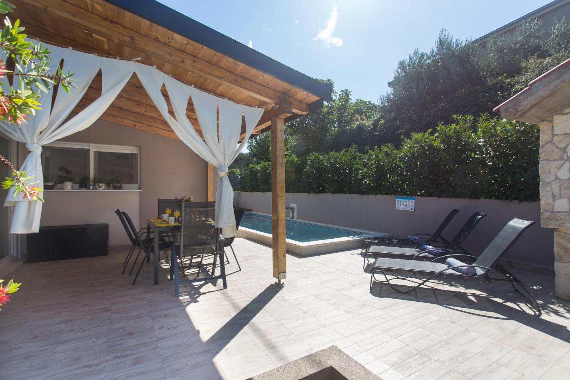 Life - New And Luxury Holiday House Kastela Exterior photo
